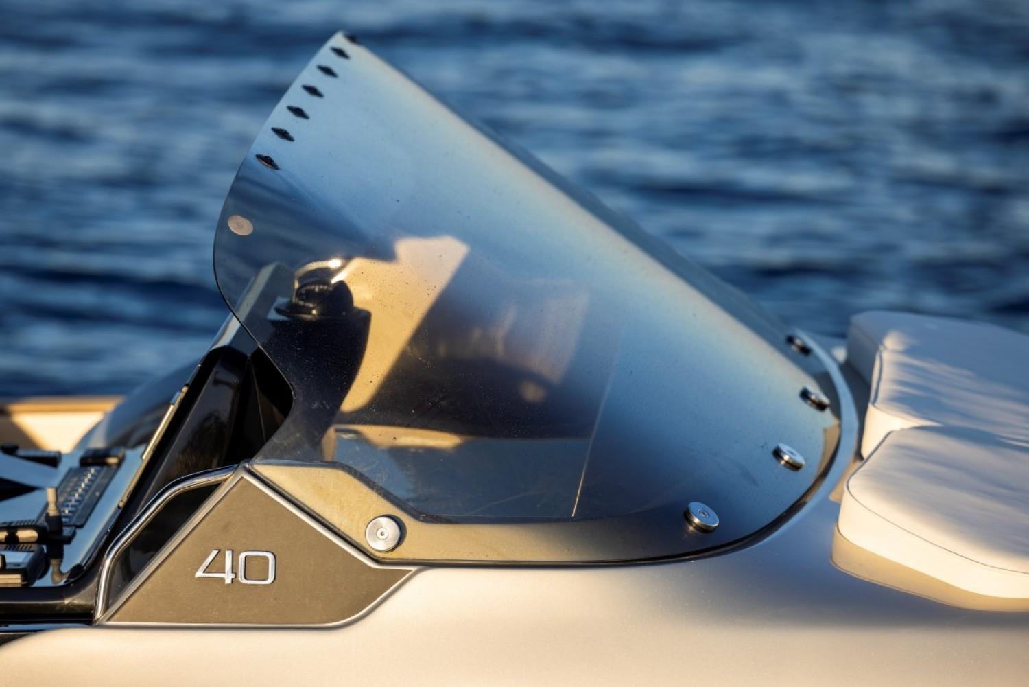 solaris yachts 40 Open