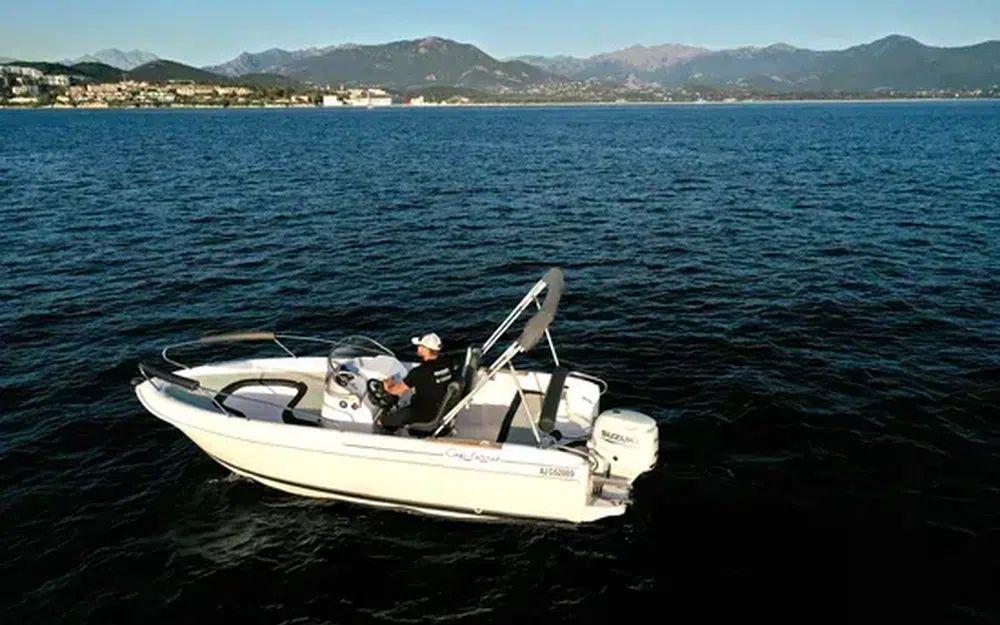 b2 marine Cap ferret 522
