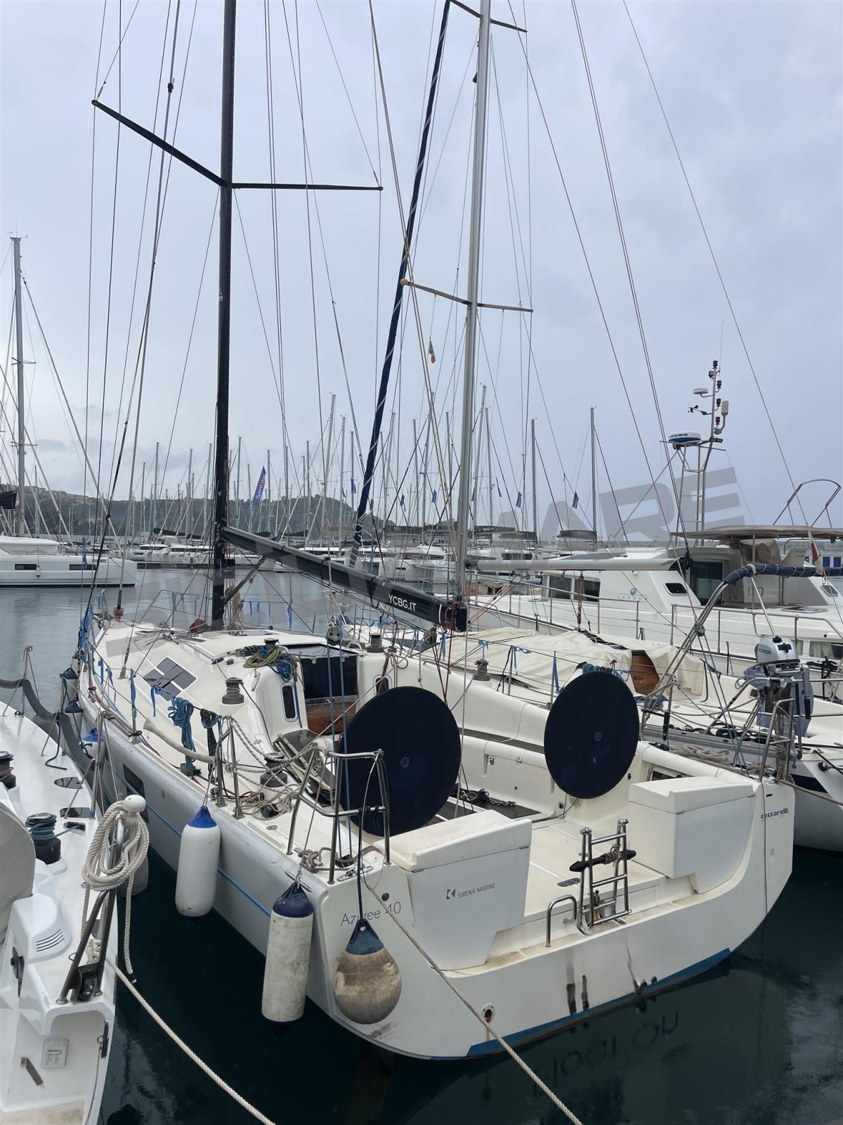 sirena marine Azuree 40