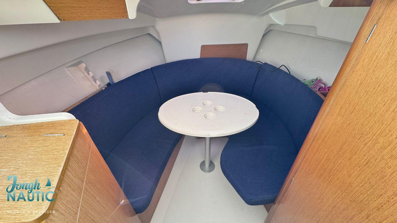 beneteau Antares 7