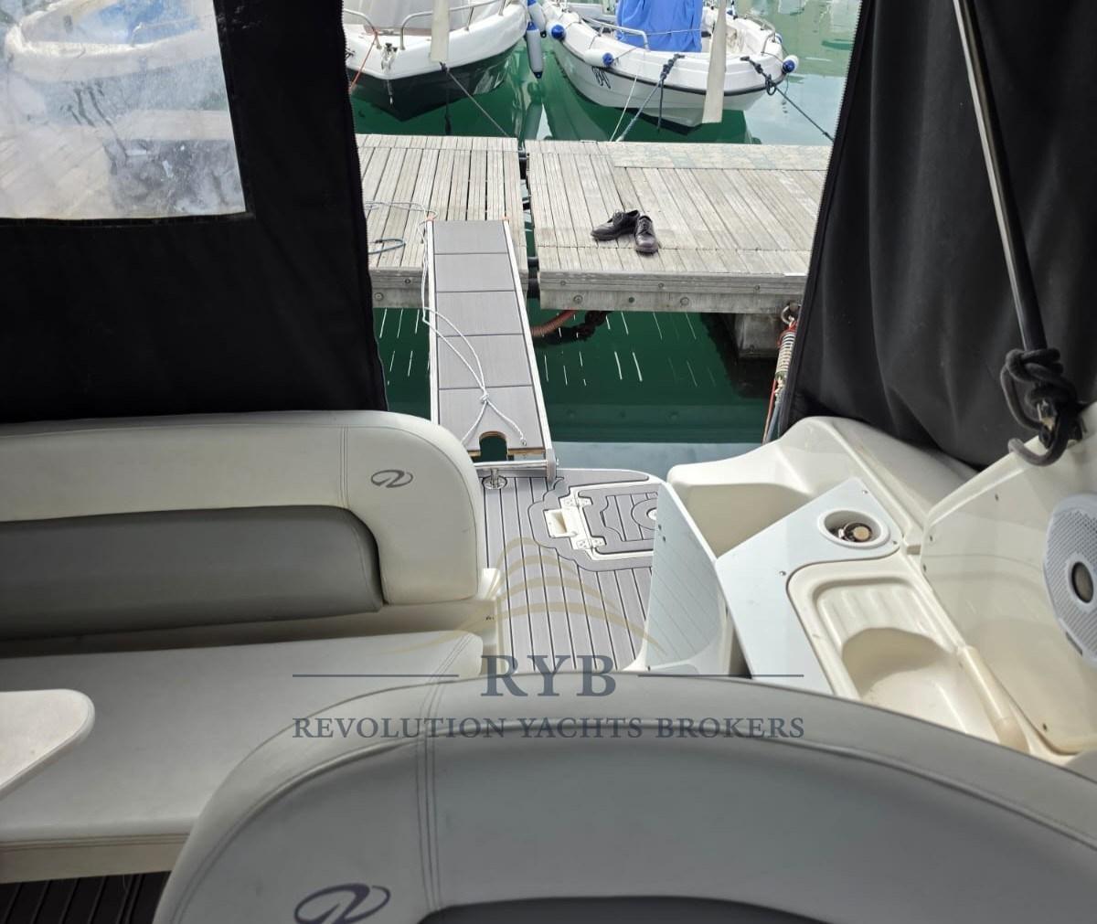 regal marine Commodore 2860