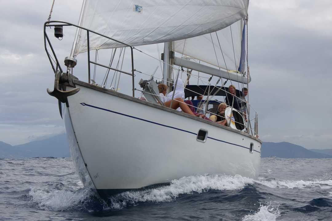 bruce roberts yacht design Classic 45