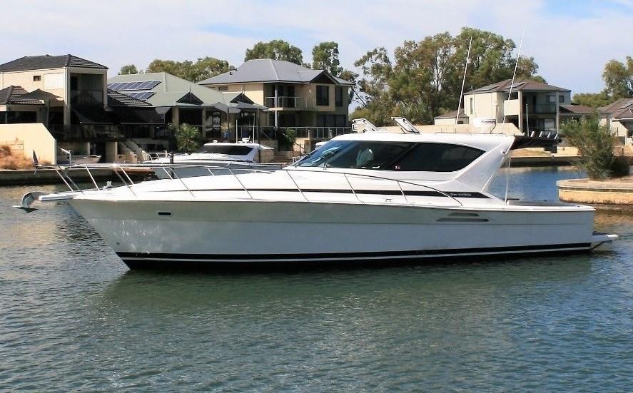 riviera marine 4000 ht offshore