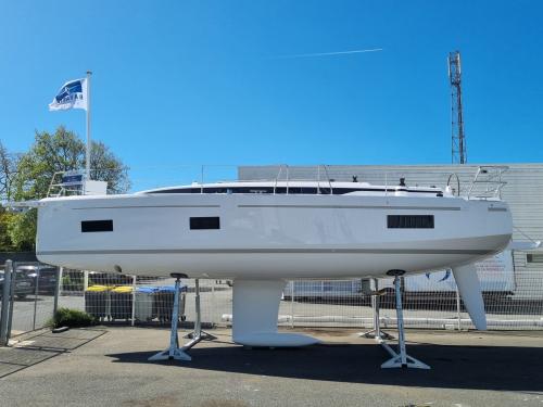 bavaria yachts C38