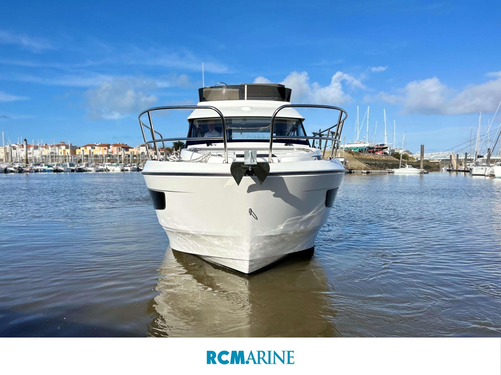 beneteau Antares 11 fly