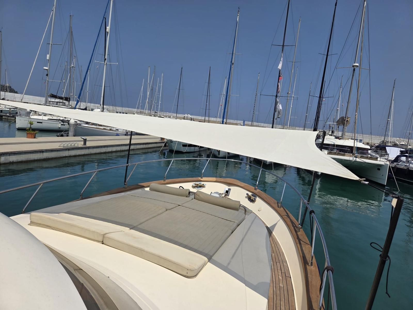 di donna Serapo 42 cabin ht