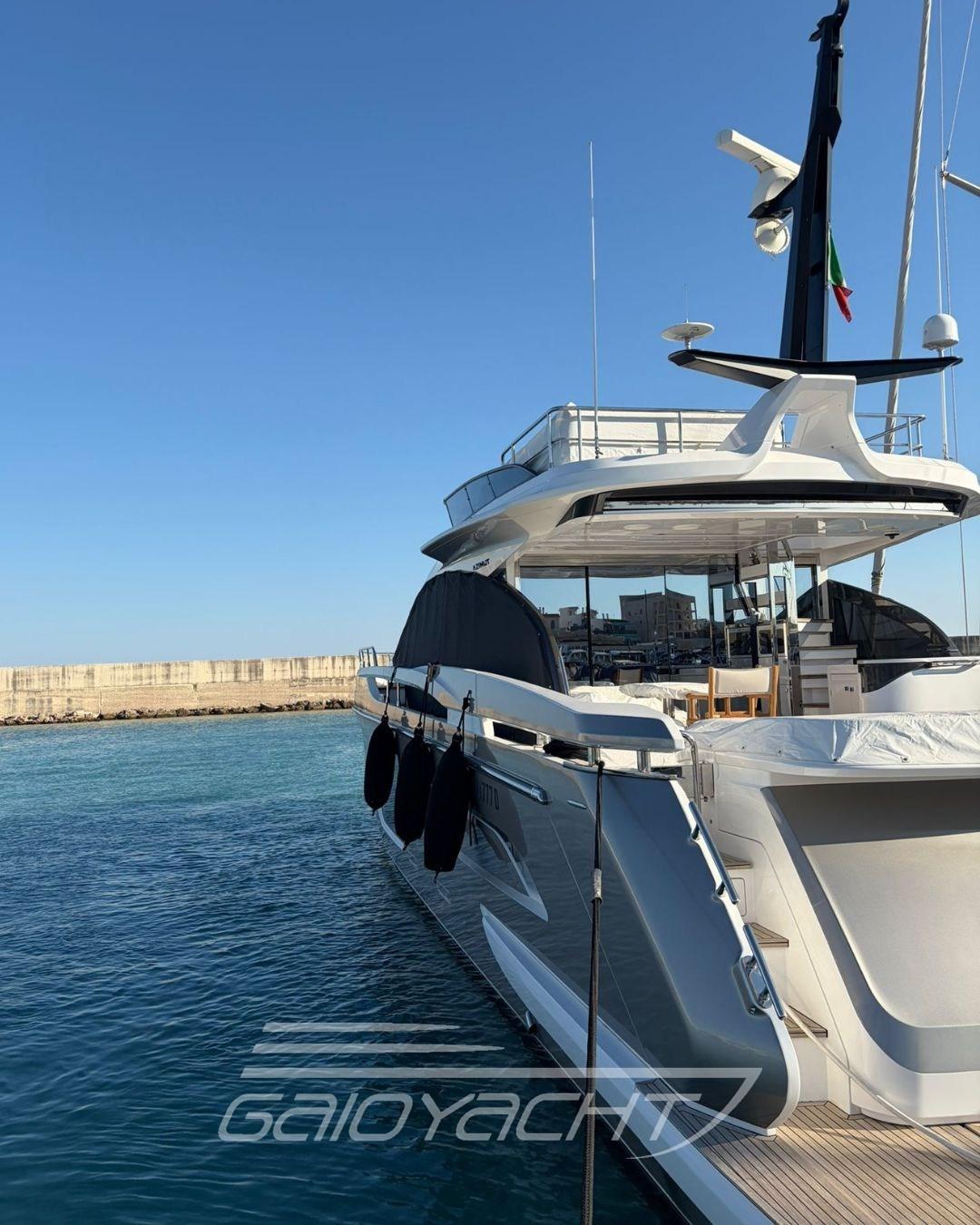 azimut S7