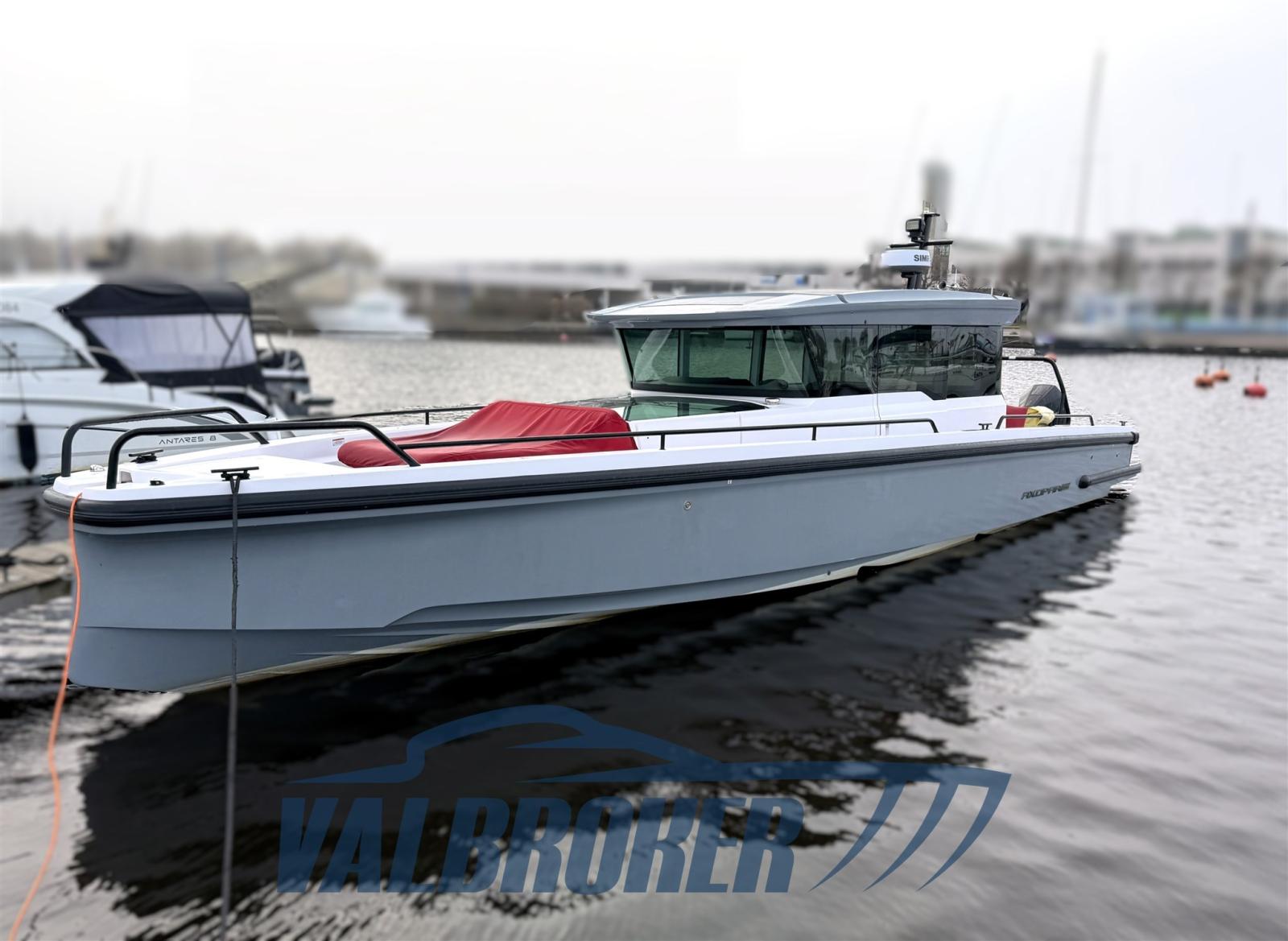 axopar 37 xc cross cabin