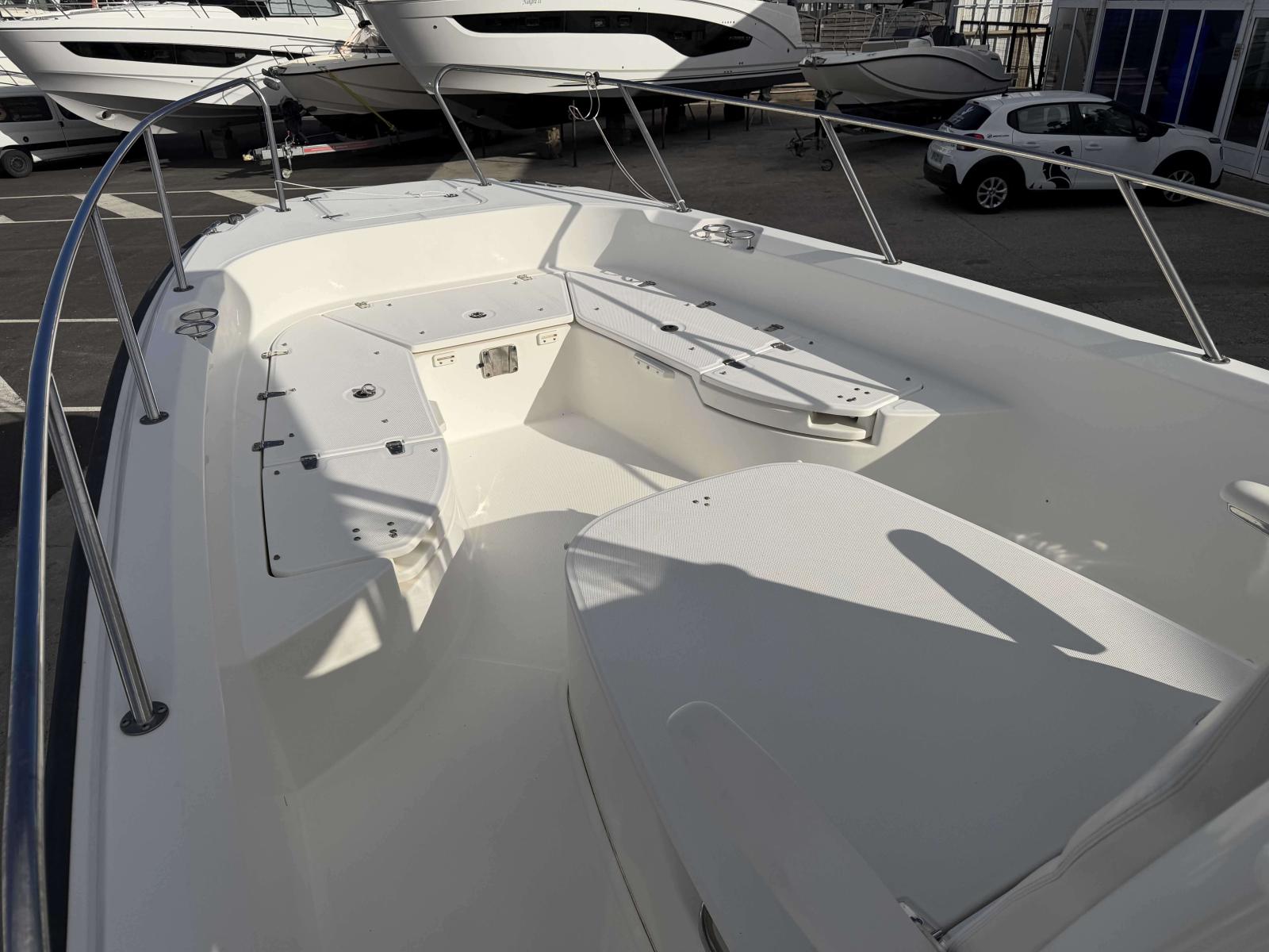 boston whaler 270 dauntless