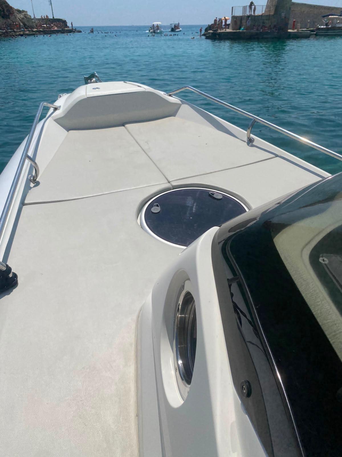 altamarea Discovery 28