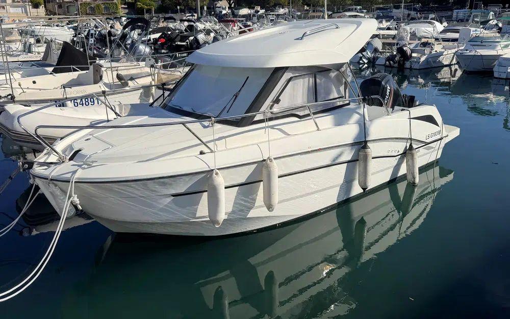 beneteau Antares 6