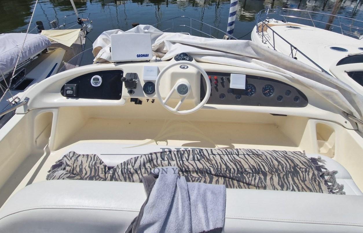 azimut Az 40 fly
