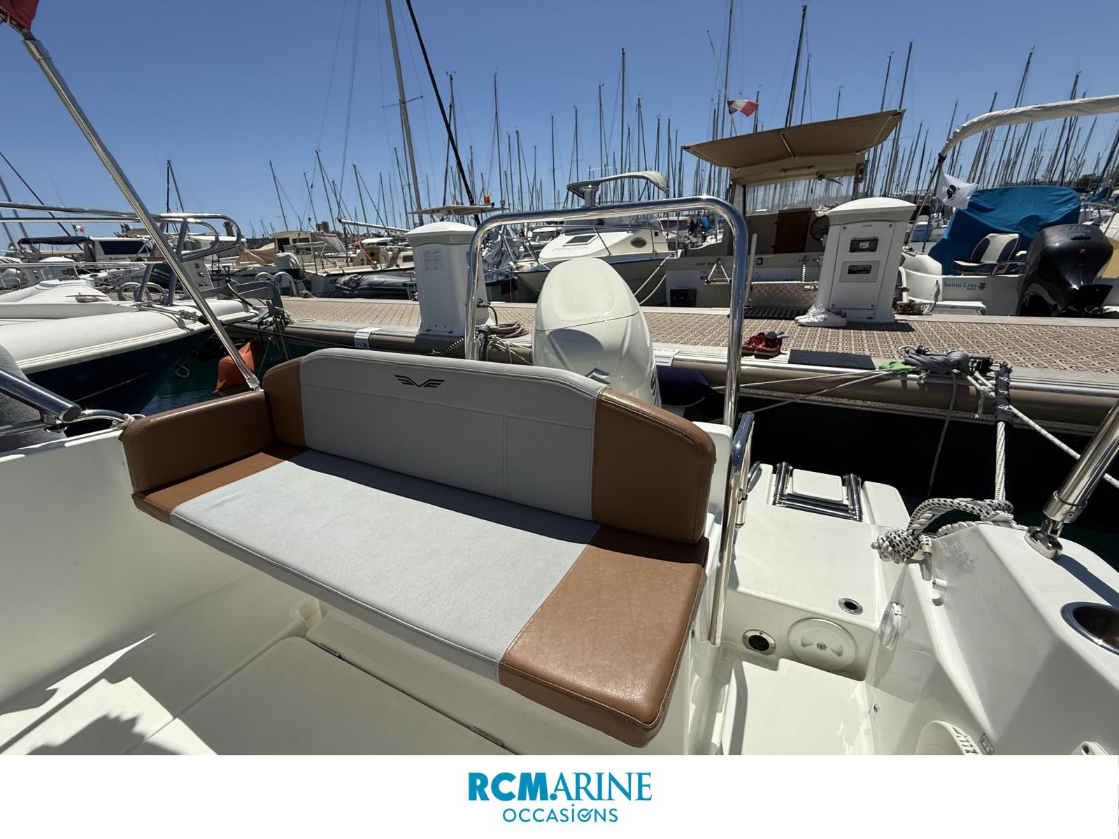 beneteau Flyer 6 sundeck