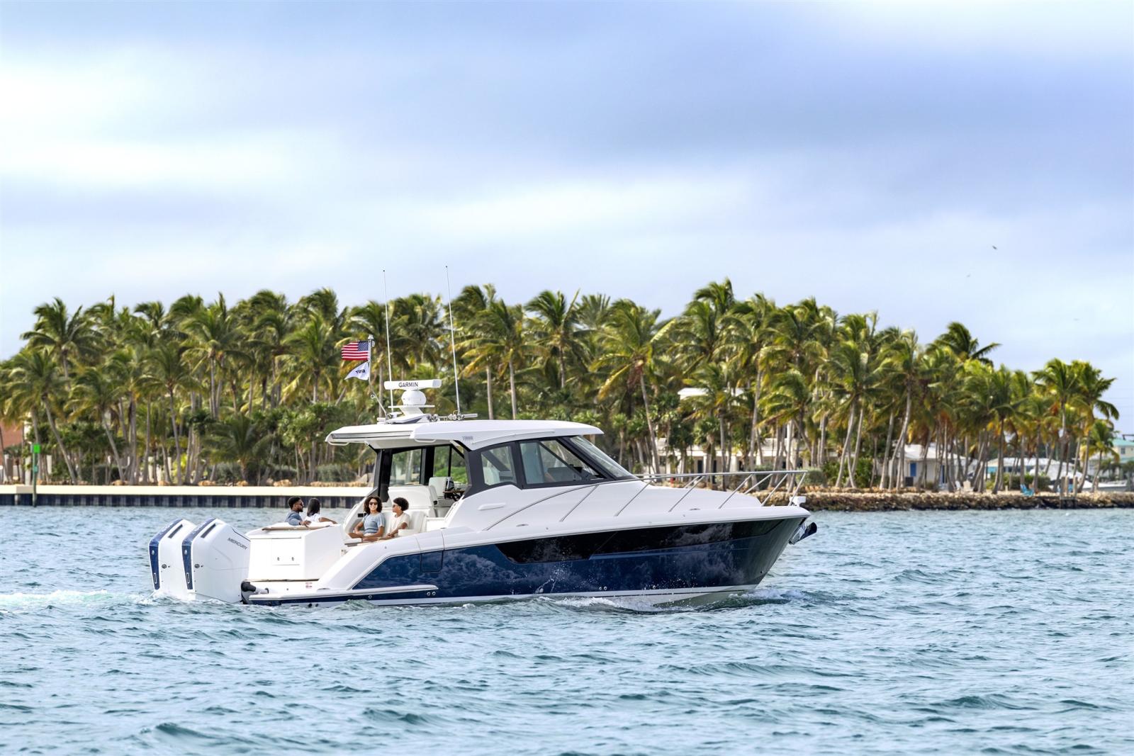 tiara yachts 39le