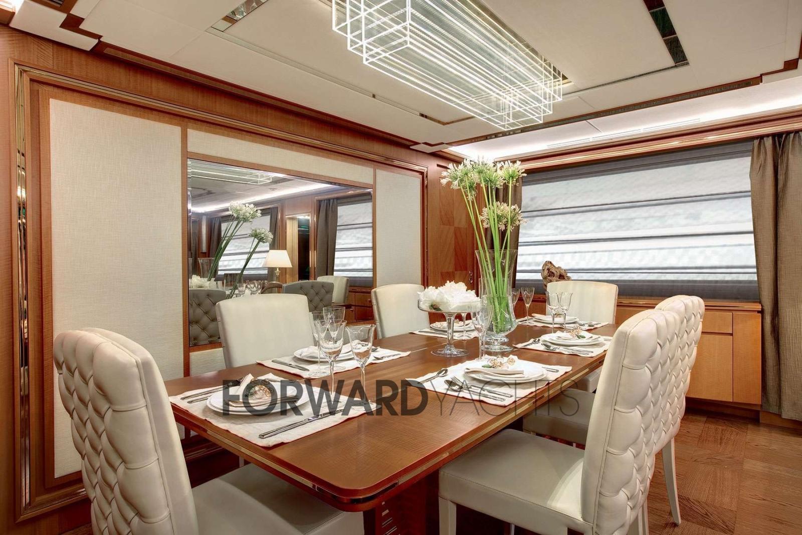 benetti 93 delfino