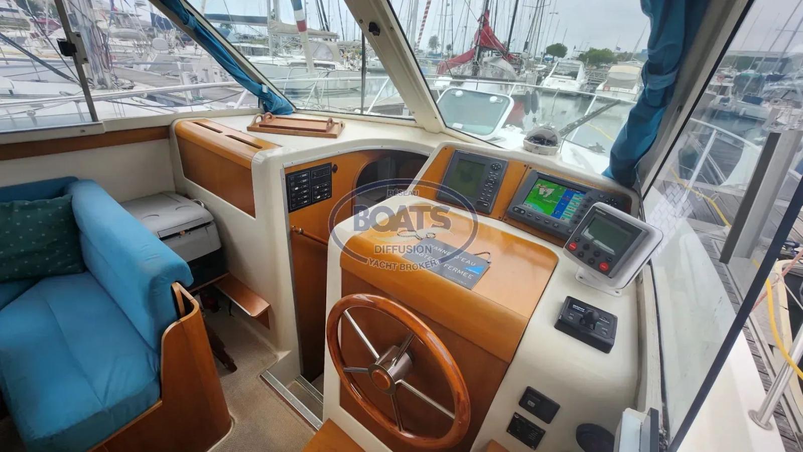 beneteau Antares serie 9