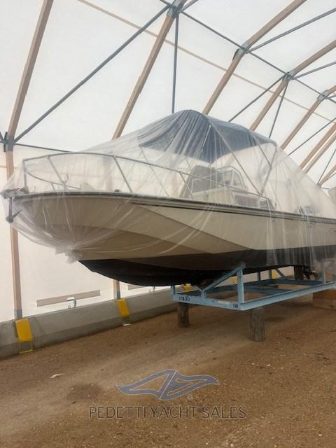 boston whaler 22 outrage