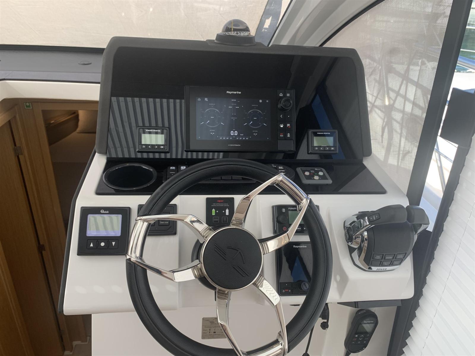 sealine C335