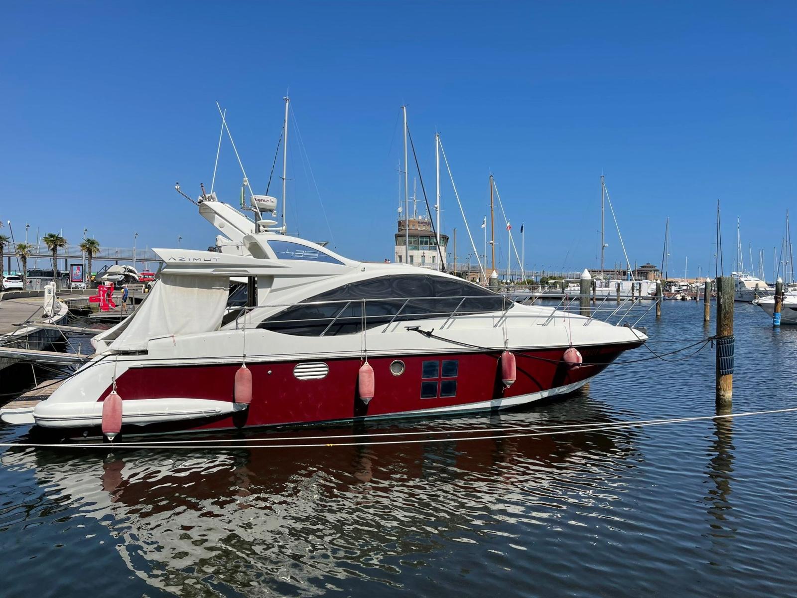 azimut 43s