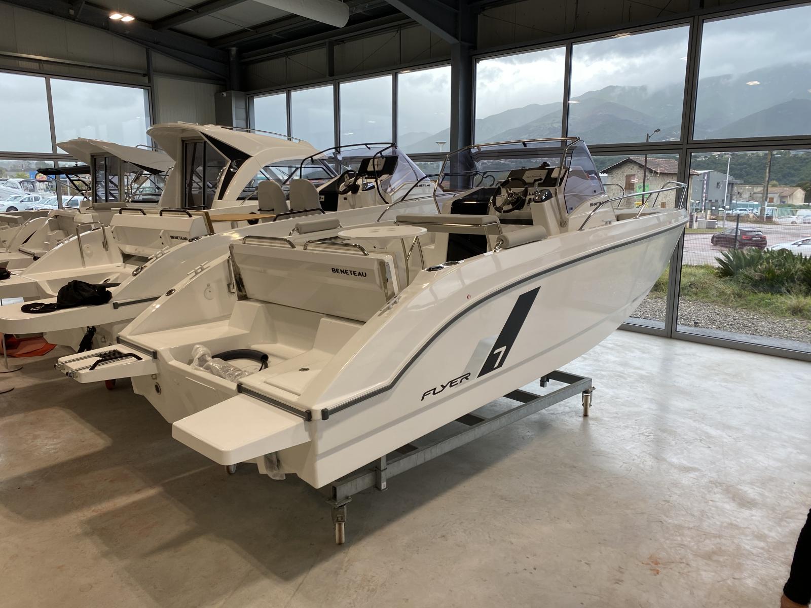 beneteau Flyer 7 sundeck