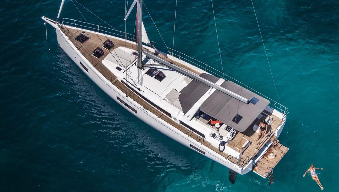 beneteau Oceanis yacht 54