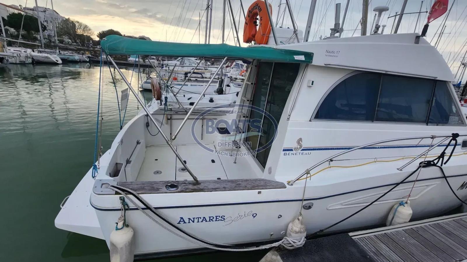 beneteau Antares serie9