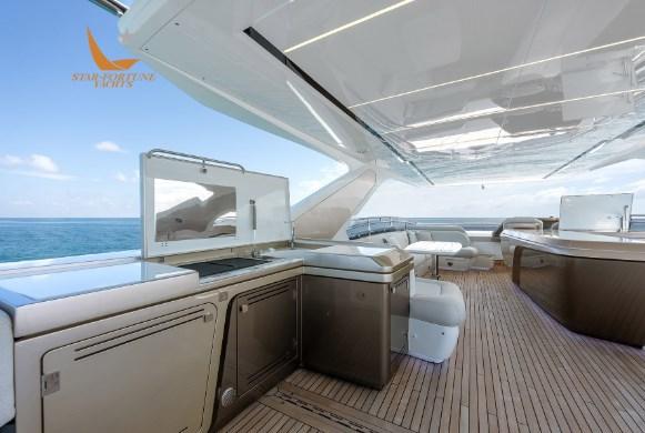 galeon 800 fly