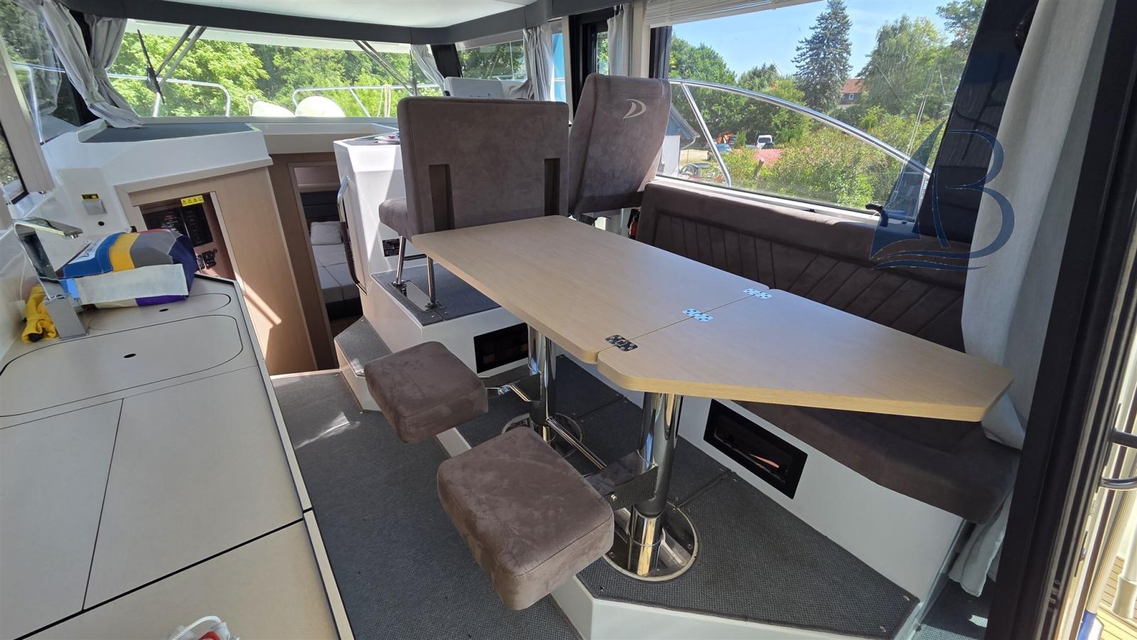 delphia Delphia escape 1150