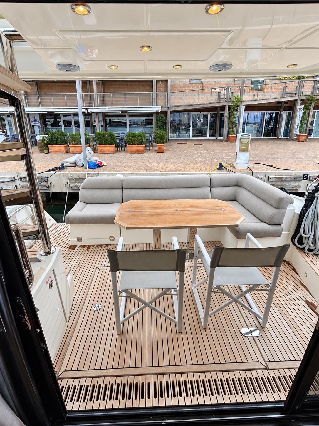 beneteau Montecarlo 52