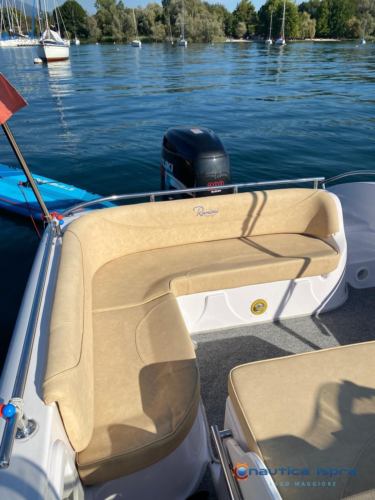 ranieri international Voyager 22