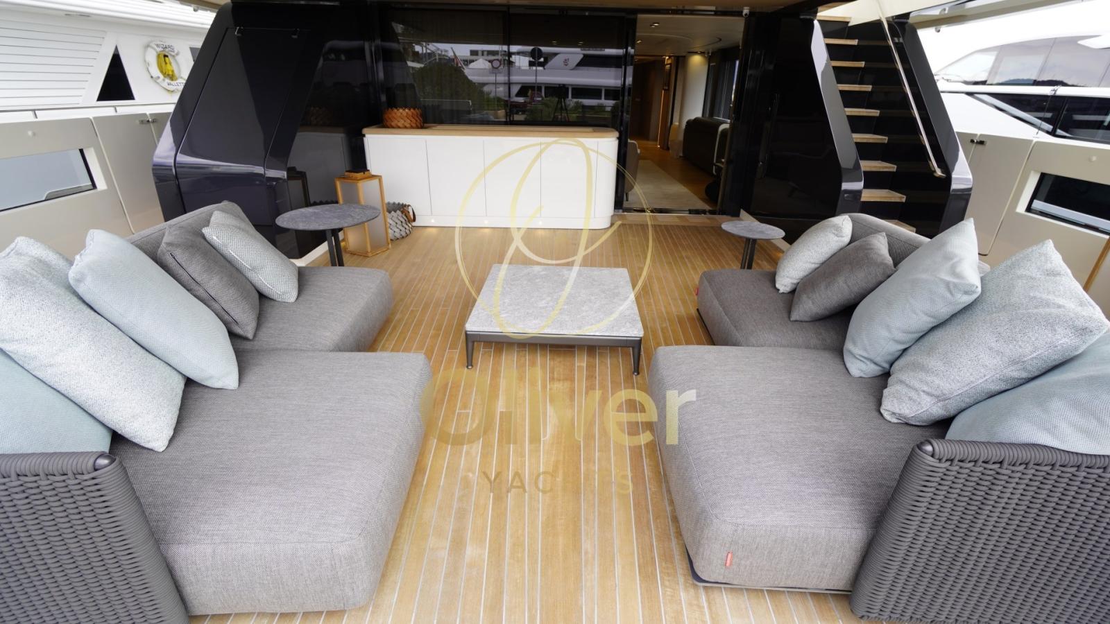 isa yachts Extra 93
