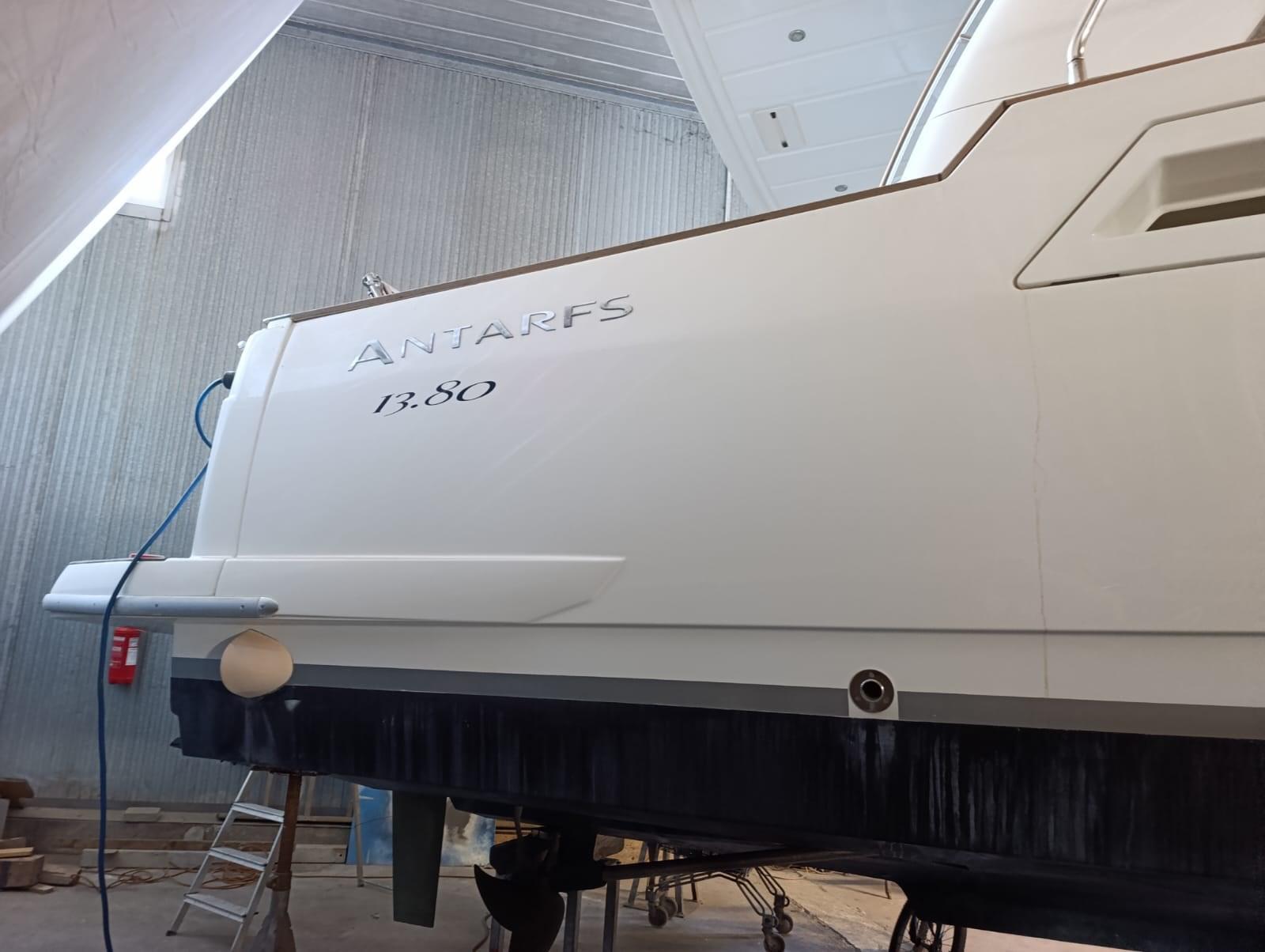 beneteau Antares 13.80