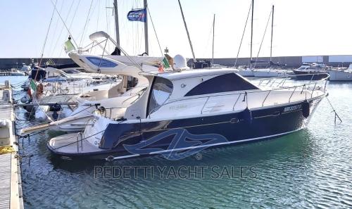 Cantieri estensi goldstar 400 s