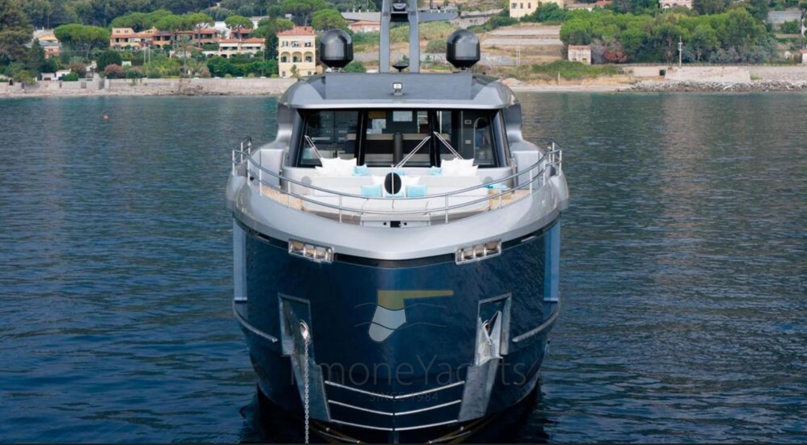 azimut Magellano 30 metri