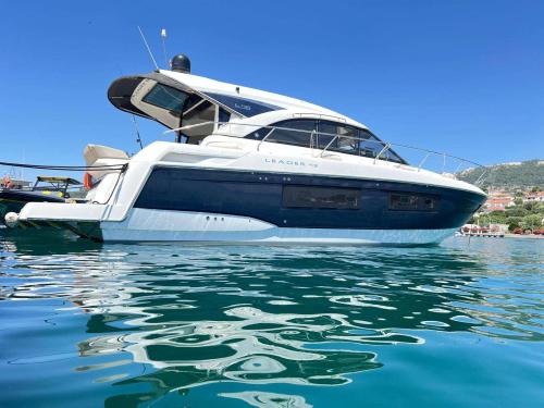 Jeanneau leader 46