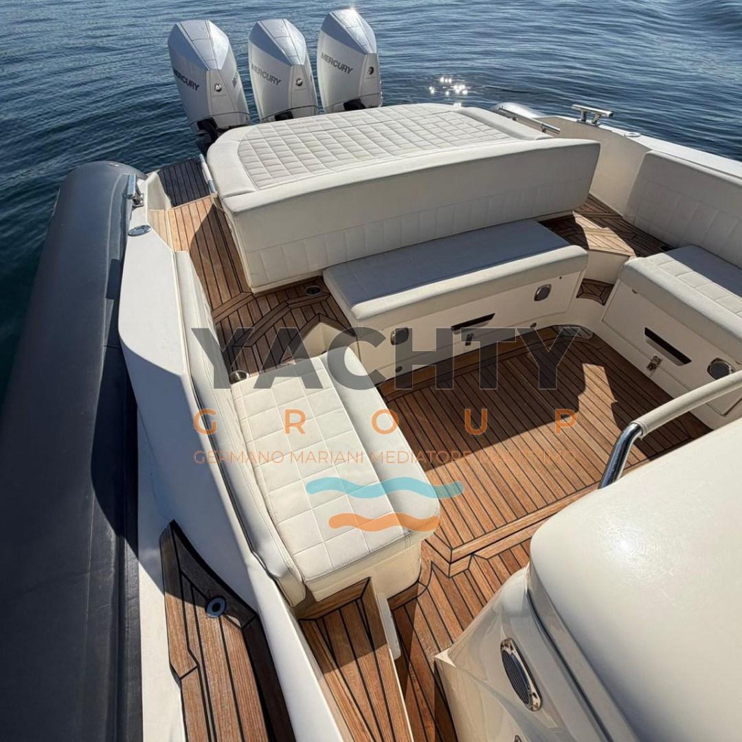 nuova jolly Prince 38 cabin