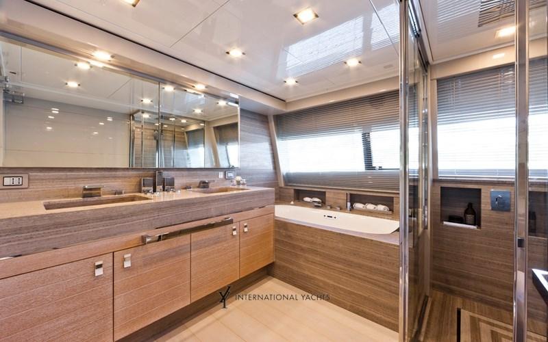 custom line Navetta 33 crescendo