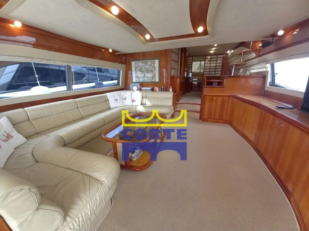 ferretti yachts 760