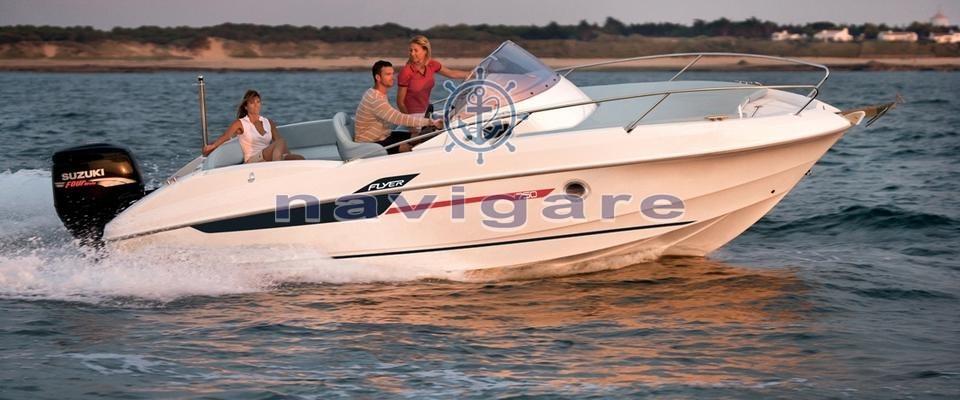 beneteau Flyer 750 sun deck