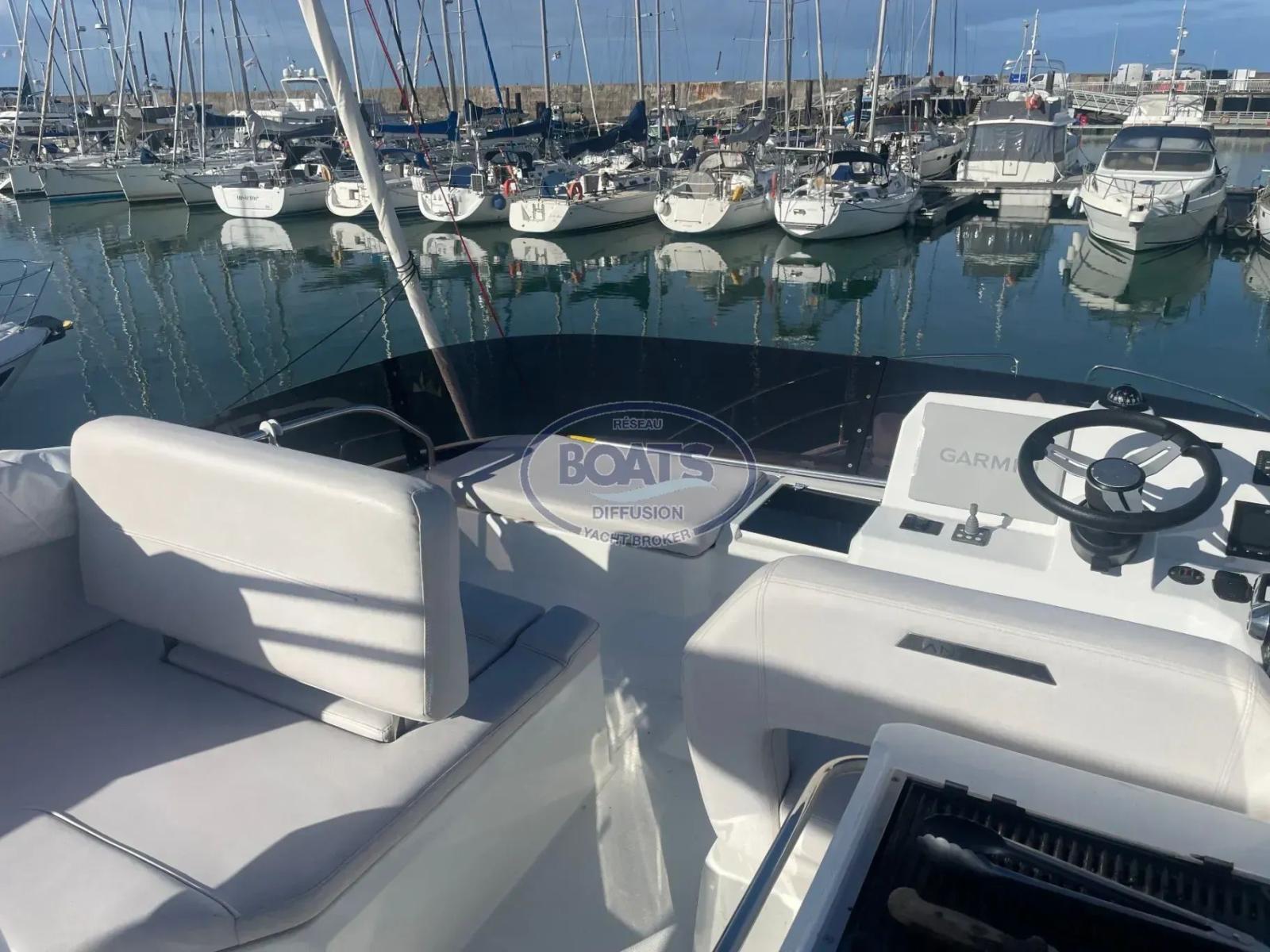 beneteau Antares 12 fly
