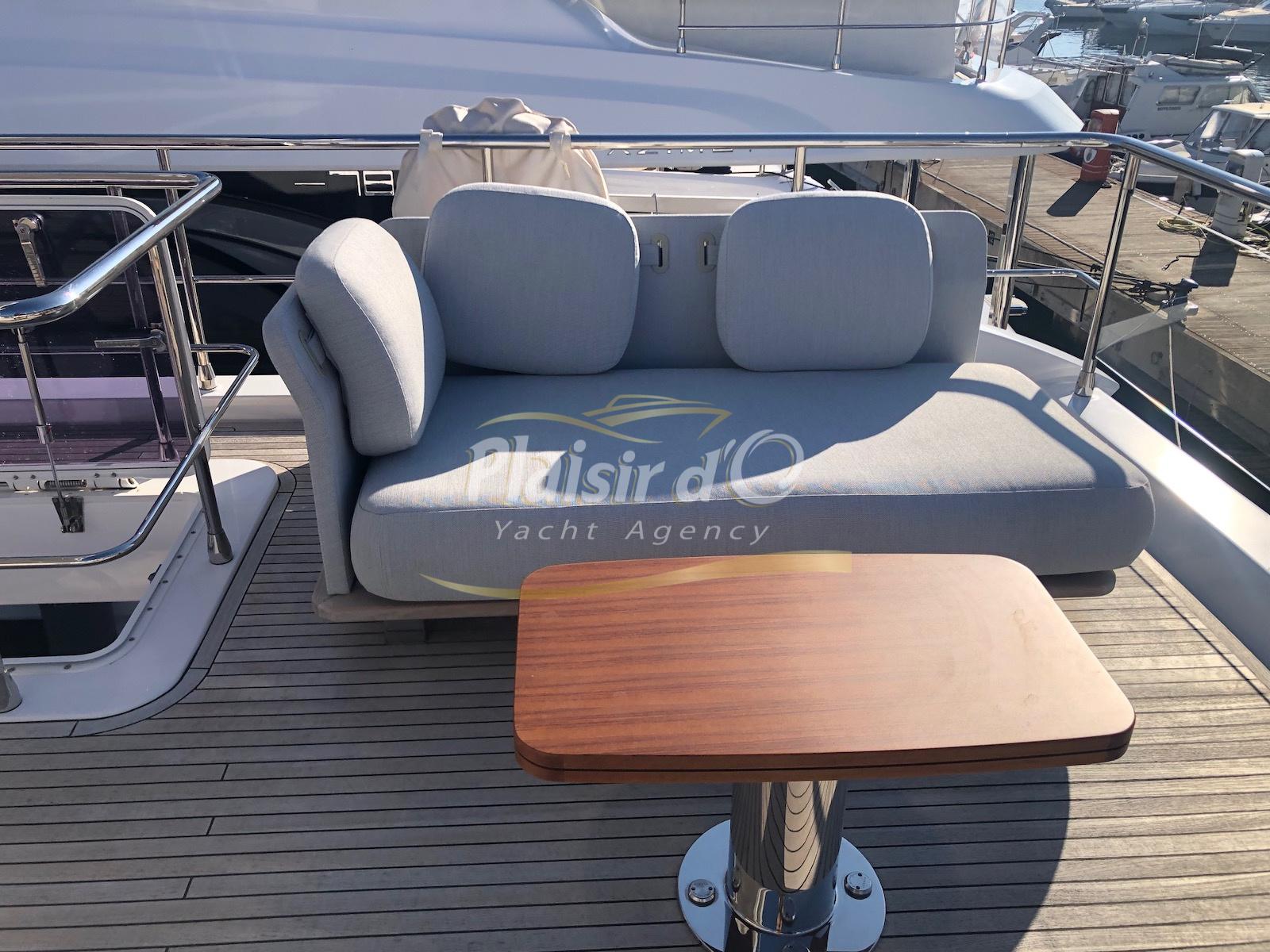 azimut 72 Fly