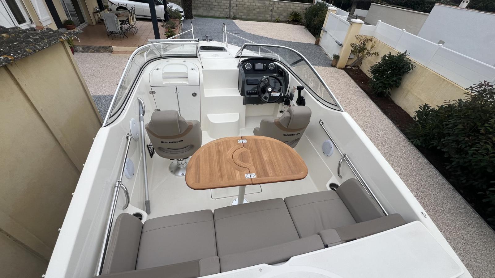 quicksilver 595 cruiser