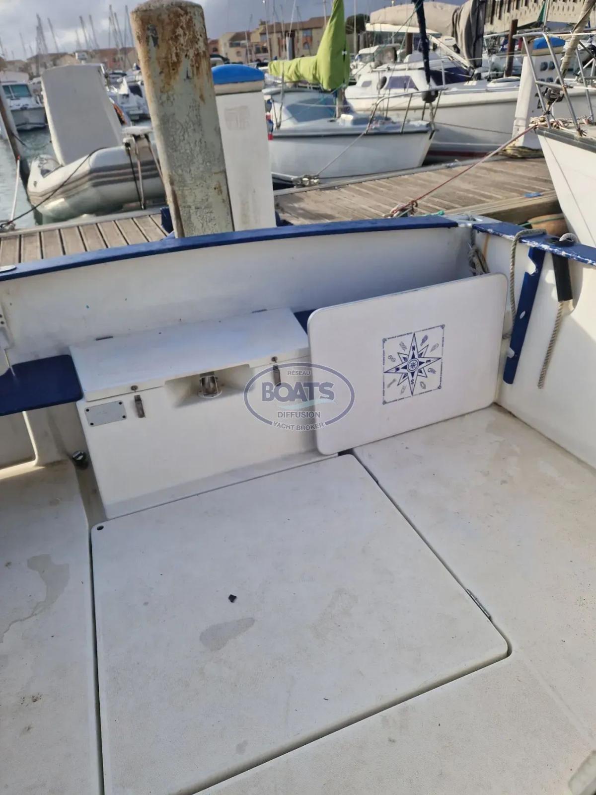beneteau Antares serie 8