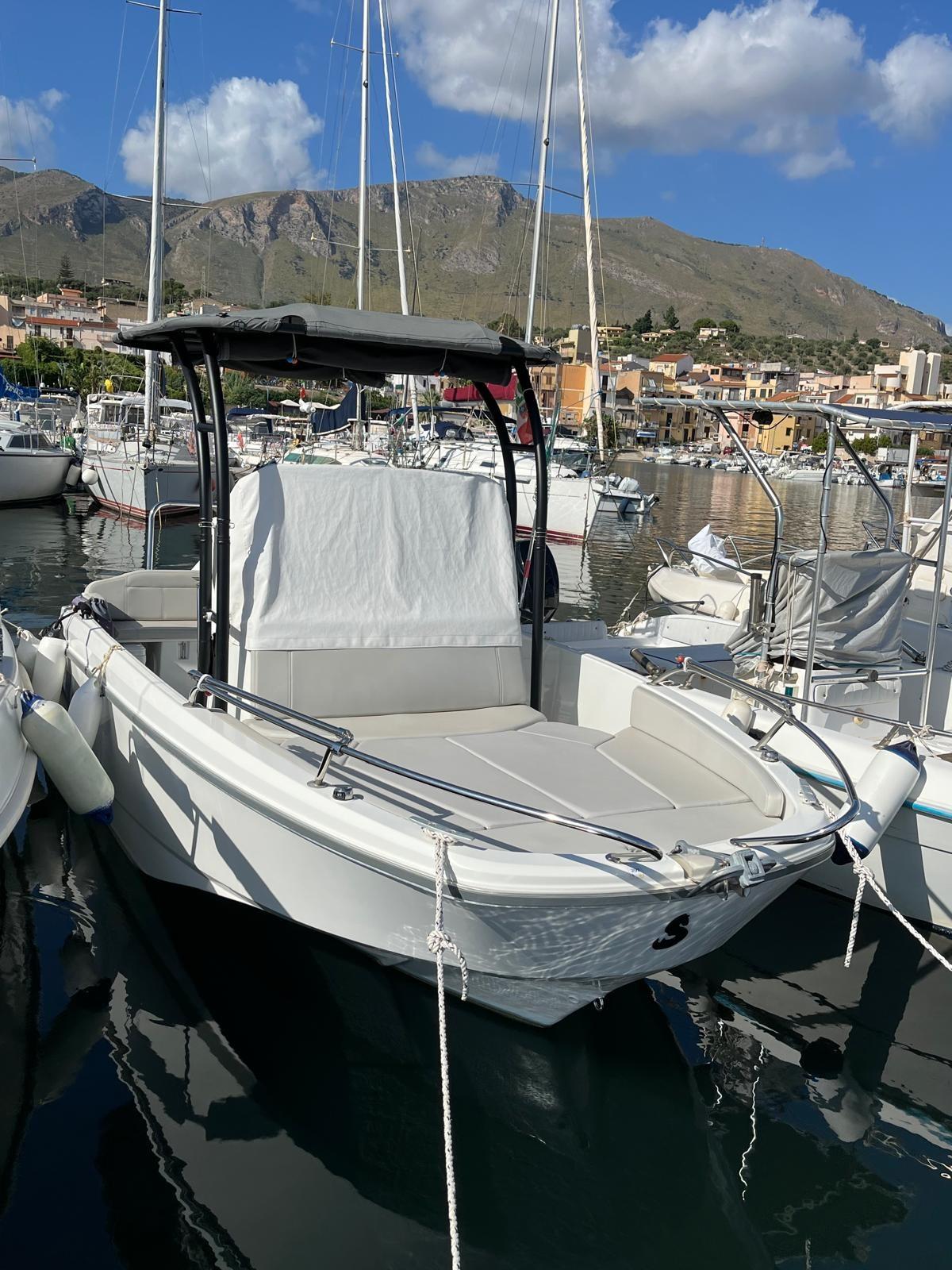 beneteau Flyer 6 space deck