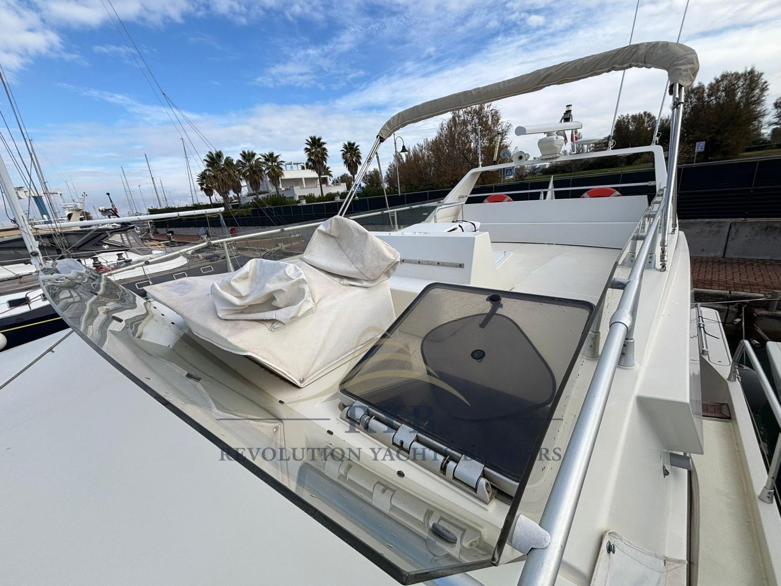ferretti yachts 52 s fly