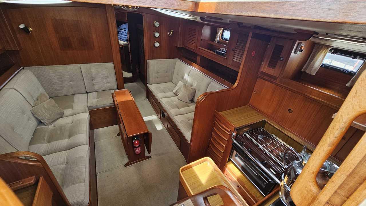 hallberg rassy 42