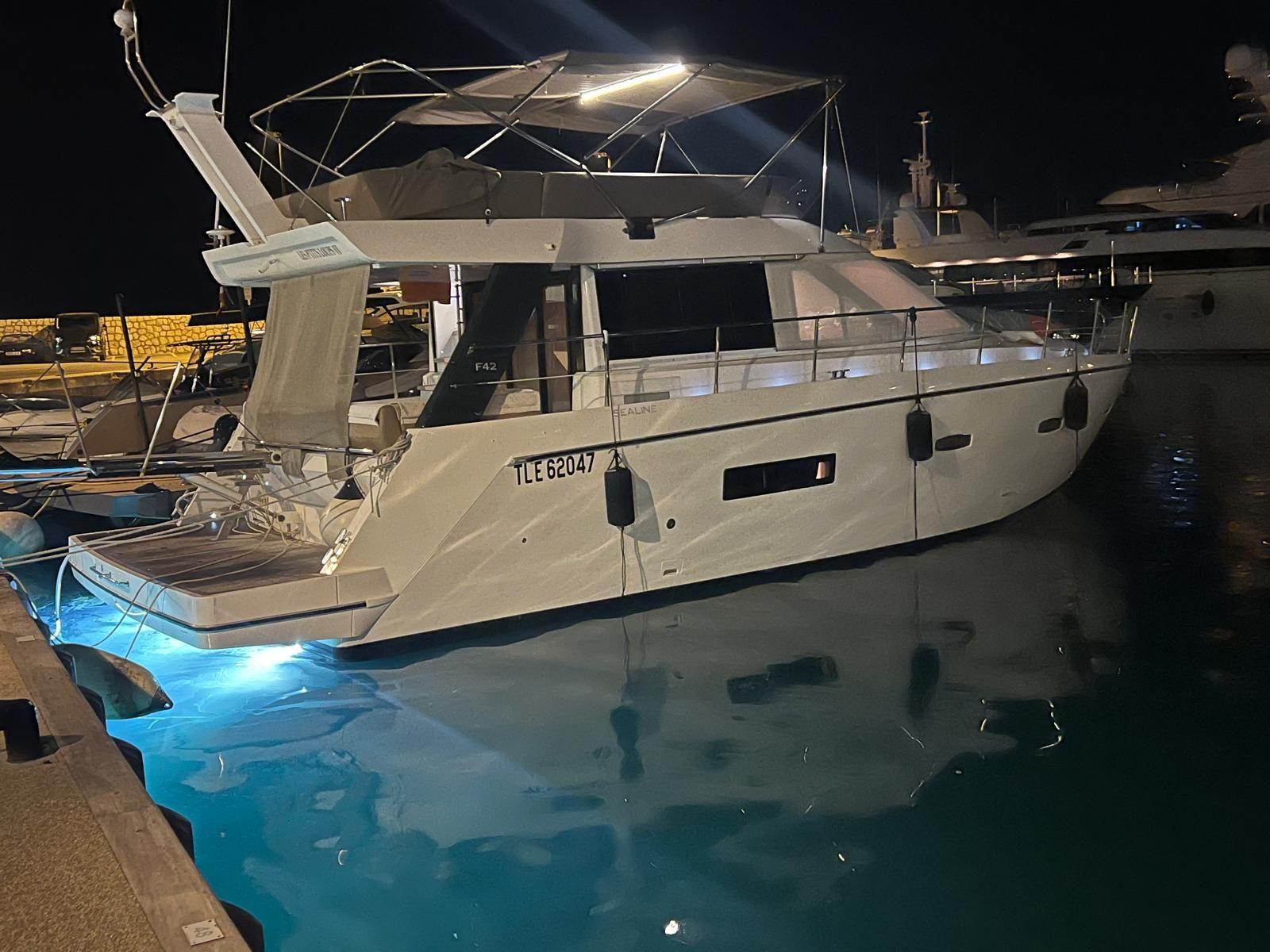sealine F 42