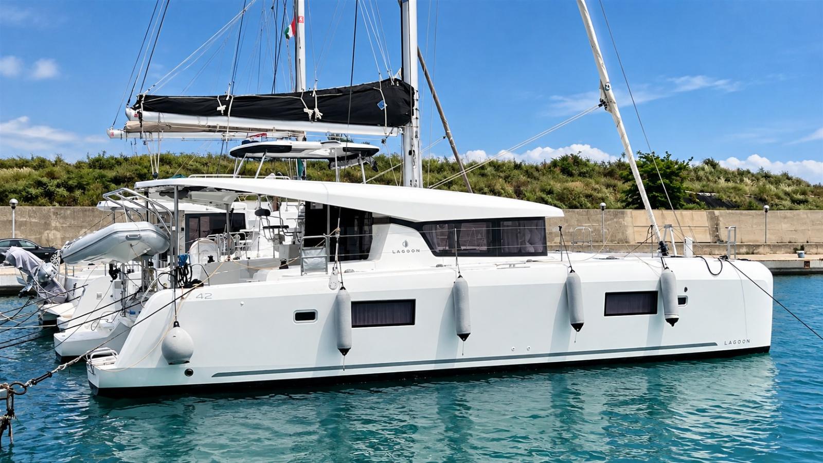lagoon 42