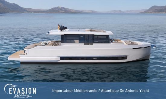 de antonio yachts D60