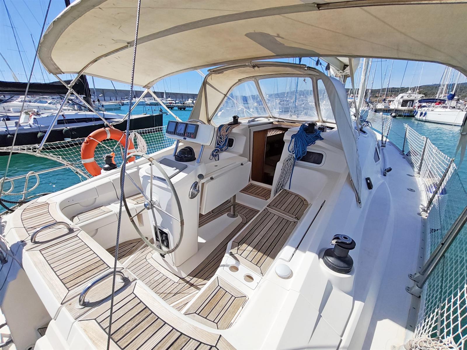elan 374 impression